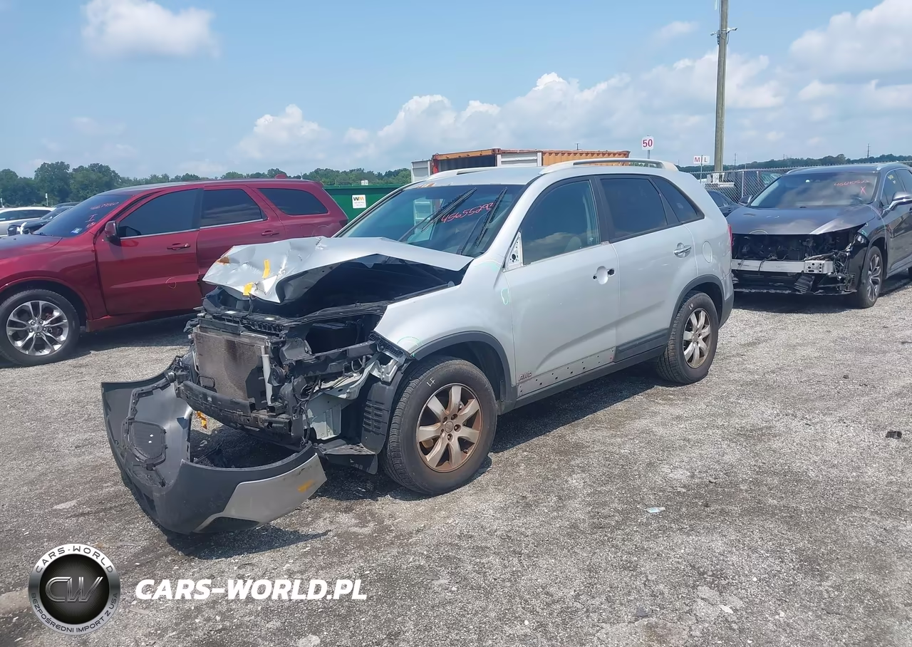 2013 Kia Sorento Lx V6 VIN:5XYKTDA20DG318918 - 2