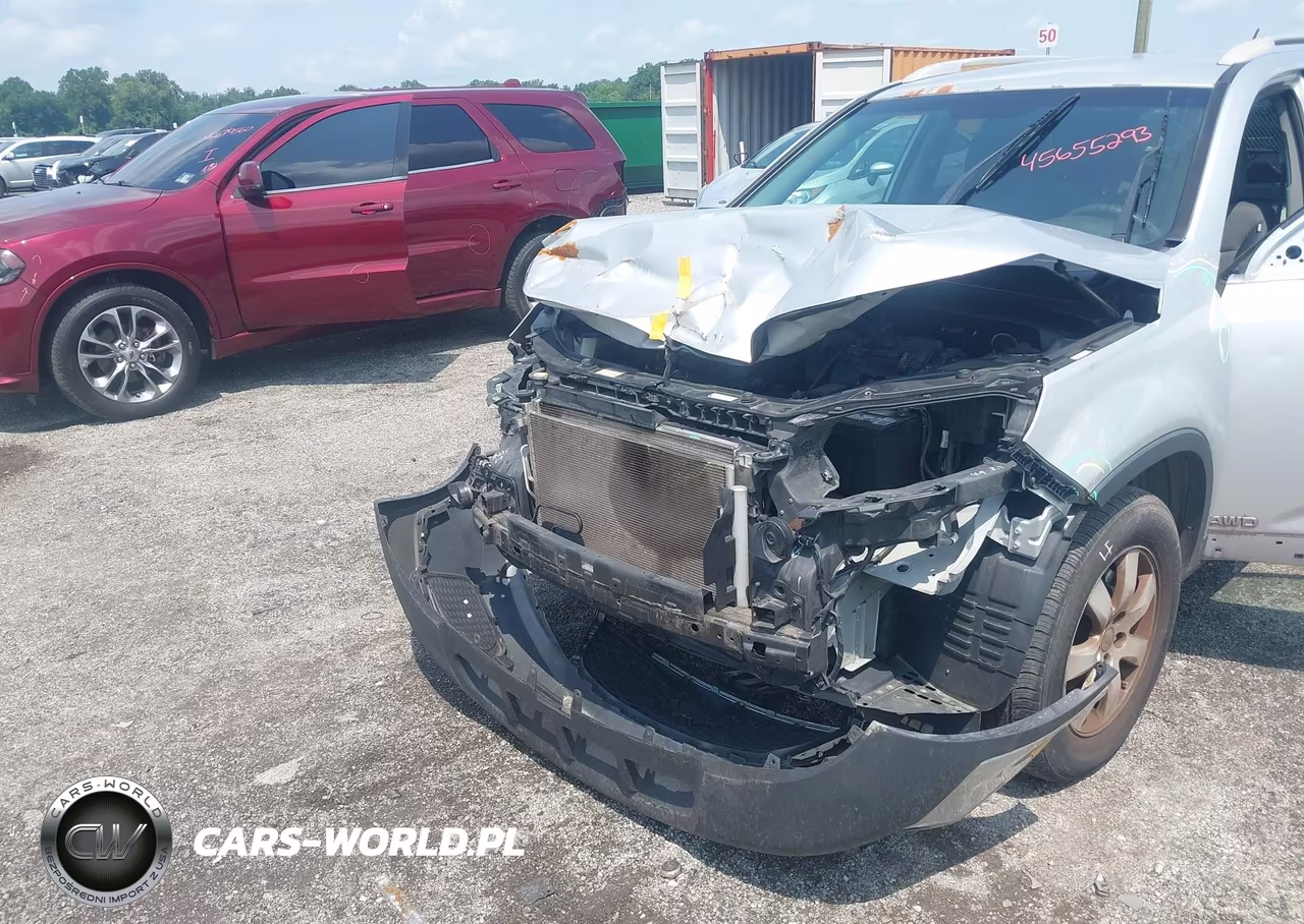 2013 Kia Sorento Lx V6 VIN:5XYKTDA20DG318918 - 6