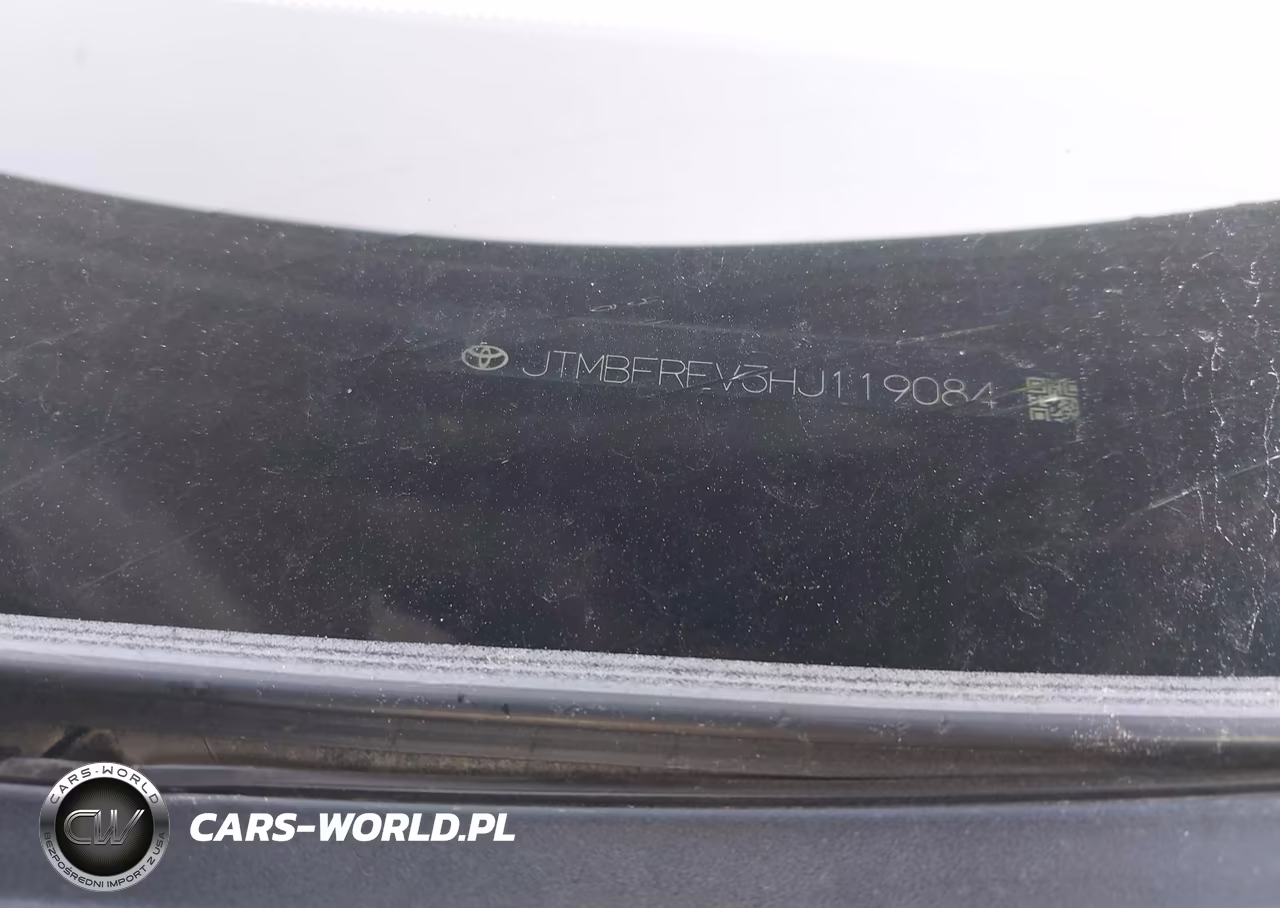 2017 Toyota Rav4 Le VIN:JTMBFREV3HJ119084 - 17