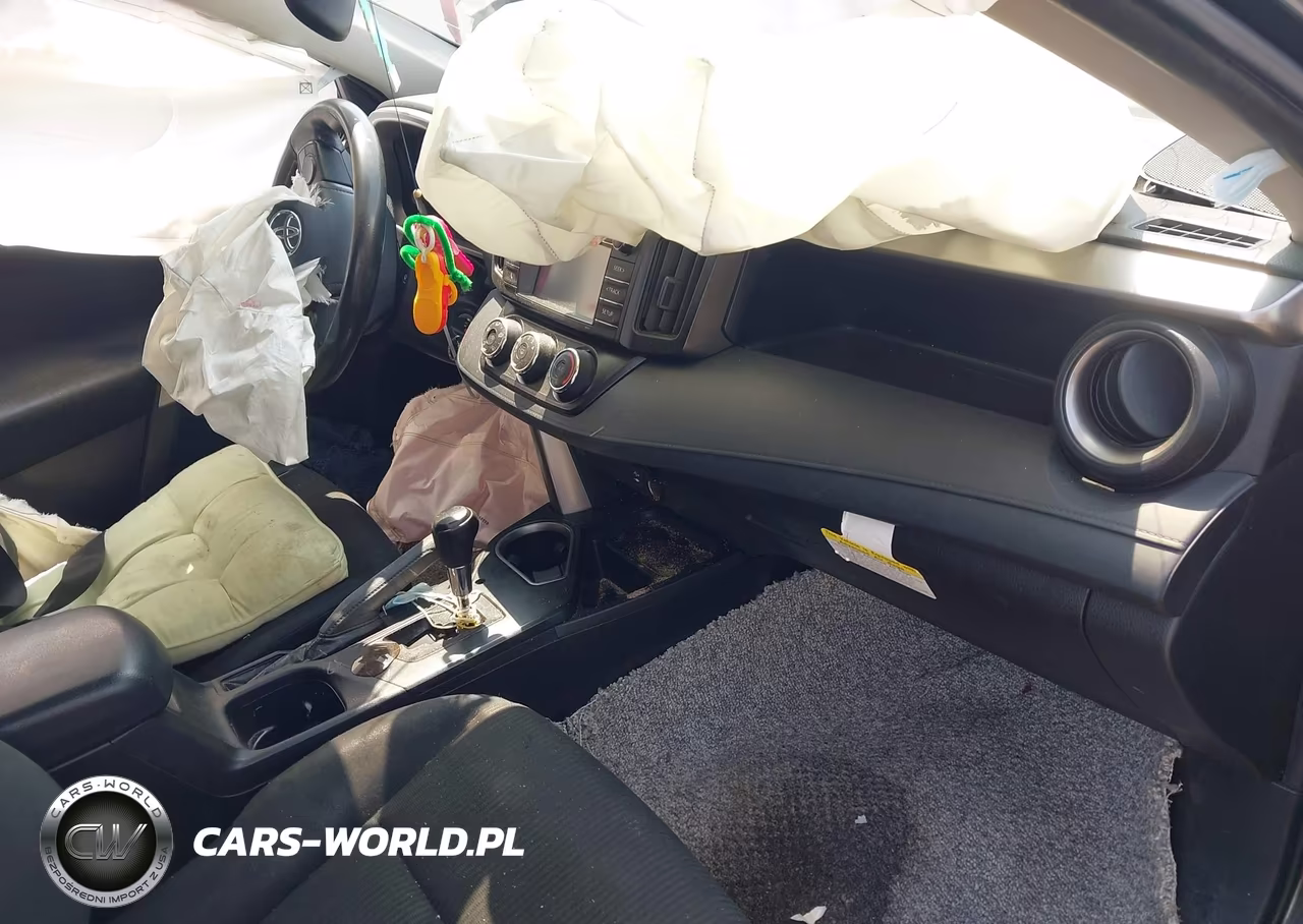 2017 Toyota Rav4 Le VIN:JTMBFREV3HJ119084 - 5