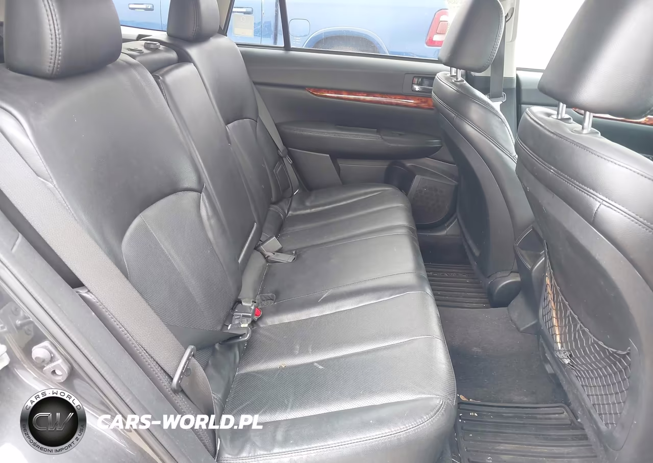 2011 Subaru Outback 2.5I Limited VIN:4S4BRBLC7B3310403 - 8