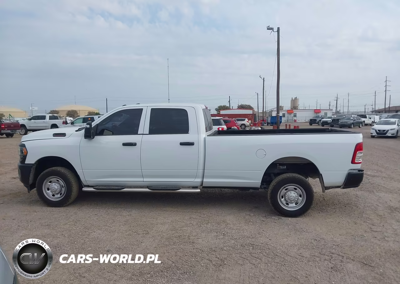 2023 Ram 2500 Tradesman 4X4 8' Box VIN:3C6UR5HJ9PG565751 - 14