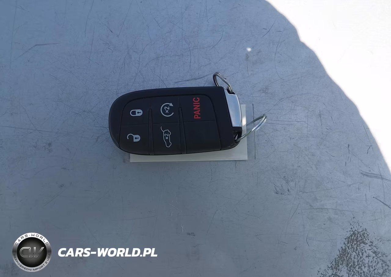 2015 Jeep Grand Cherokee Summit VIN:1C4RJFJM2FC142463 - 11