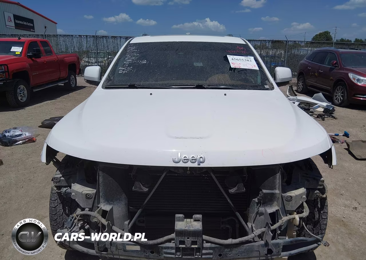 2015 Jeep Grand Cherokee Summit VIN:1C4RJFJM2FC142463 - 13
