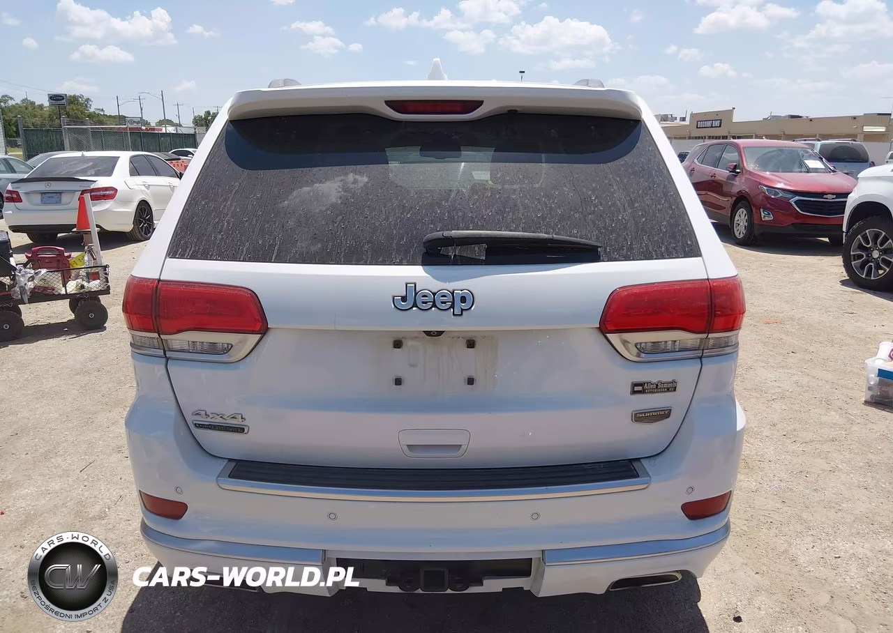 2015 Jeep Grand Cherokee Summit VIN:1C4RJFJM2FC142463 - 17