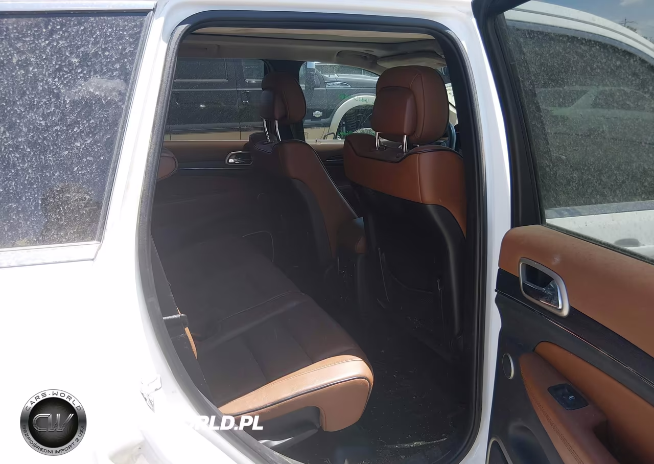 2015 Jeep Grand Cherokee Summit VIN:1C4RJFJM2FC142463 - 8