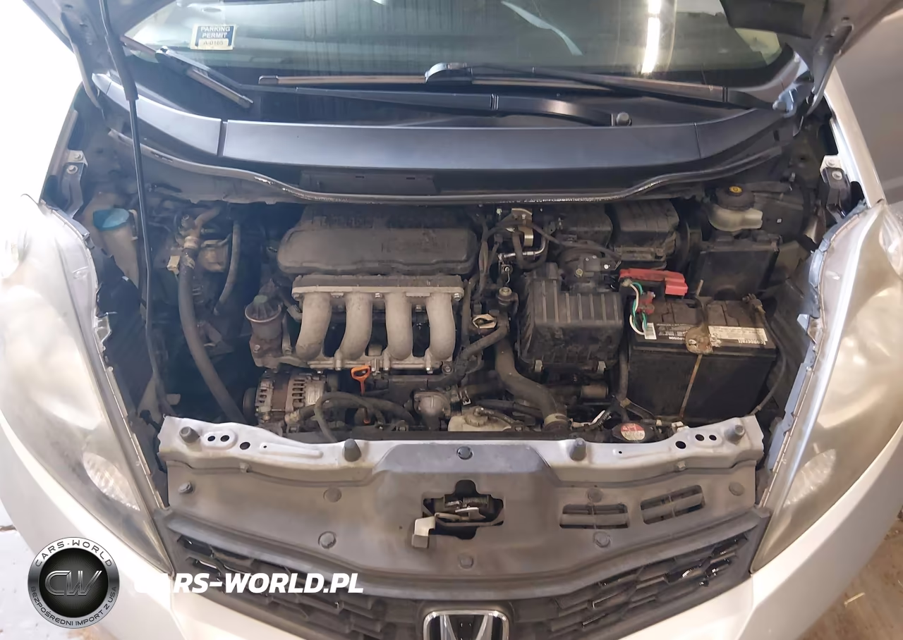 2013 Honda Fit Sport VIN:JHMGE8H50DC036689 - 10