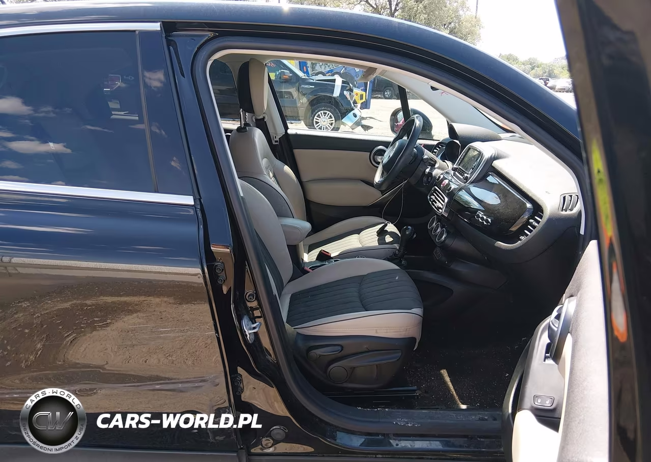 2016 Fiat 500X Lounge VIN:ZFBCFYDT6GP396065 - 5