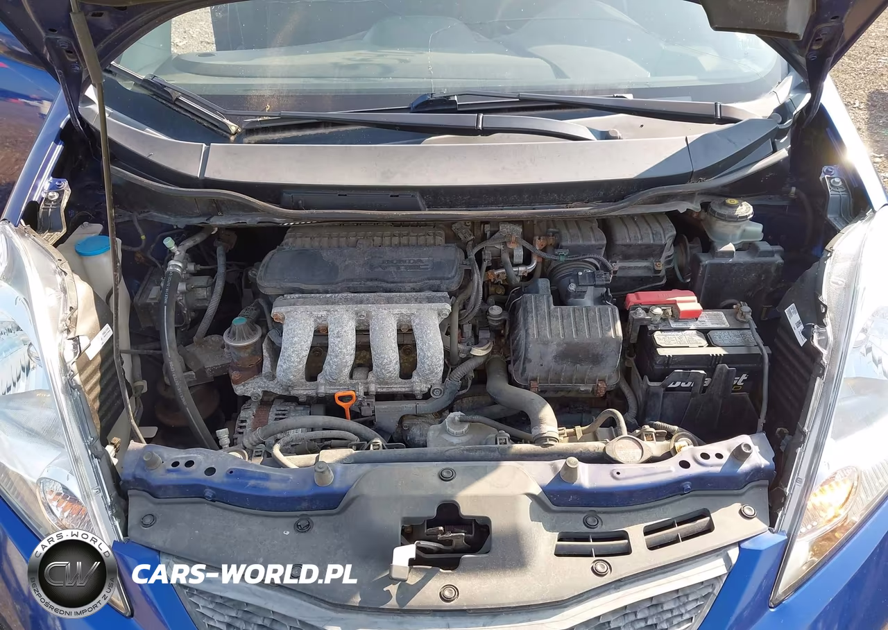 2010 Honda Fit Sport VIN:JHMGE8H48AT024163 - 10