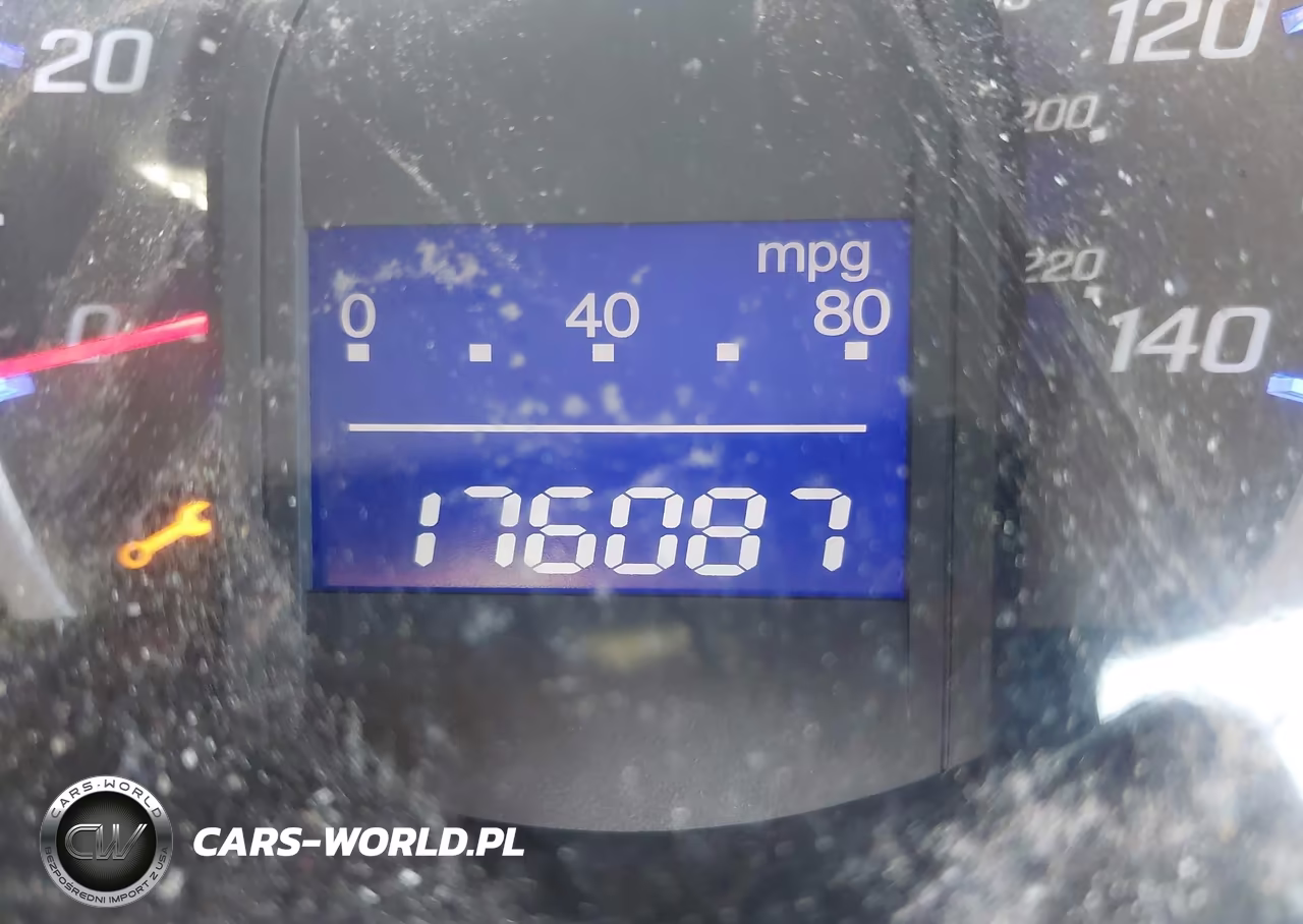 2010 Honda Fit Sport VIN:JHMGE8H48AT024163 - 15