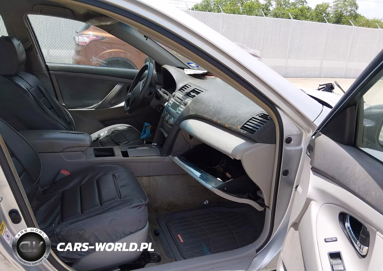 2008 Toyota Camry Le VIN:4T1BE46K68U739755 - 5