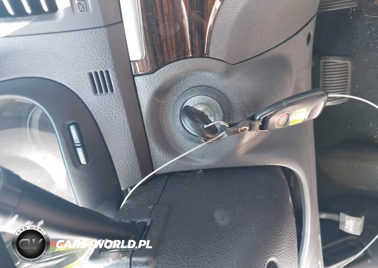 2012 Hyundai Santa Fe Gls VIN:5XYZGDABXCG092081 - 11