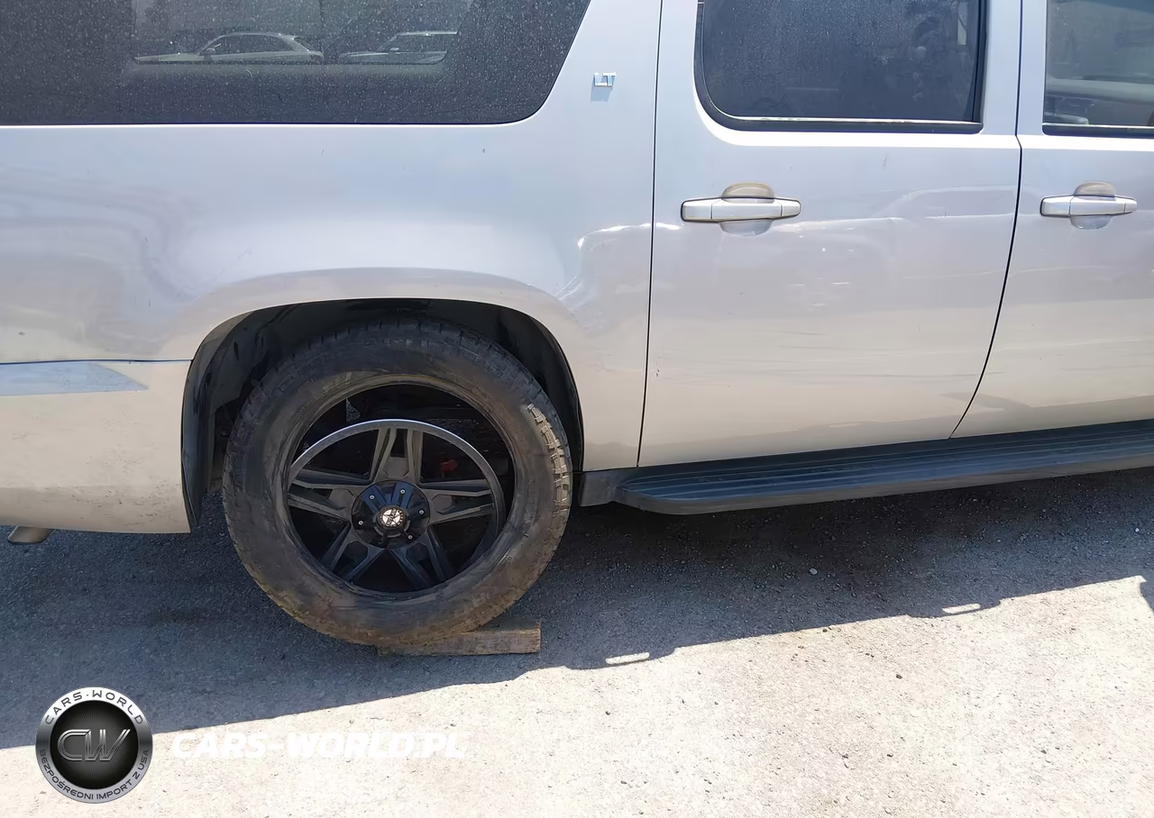 2007 Chevrolet Suburban Lt VIN:1GNFC16037J215687 - 19