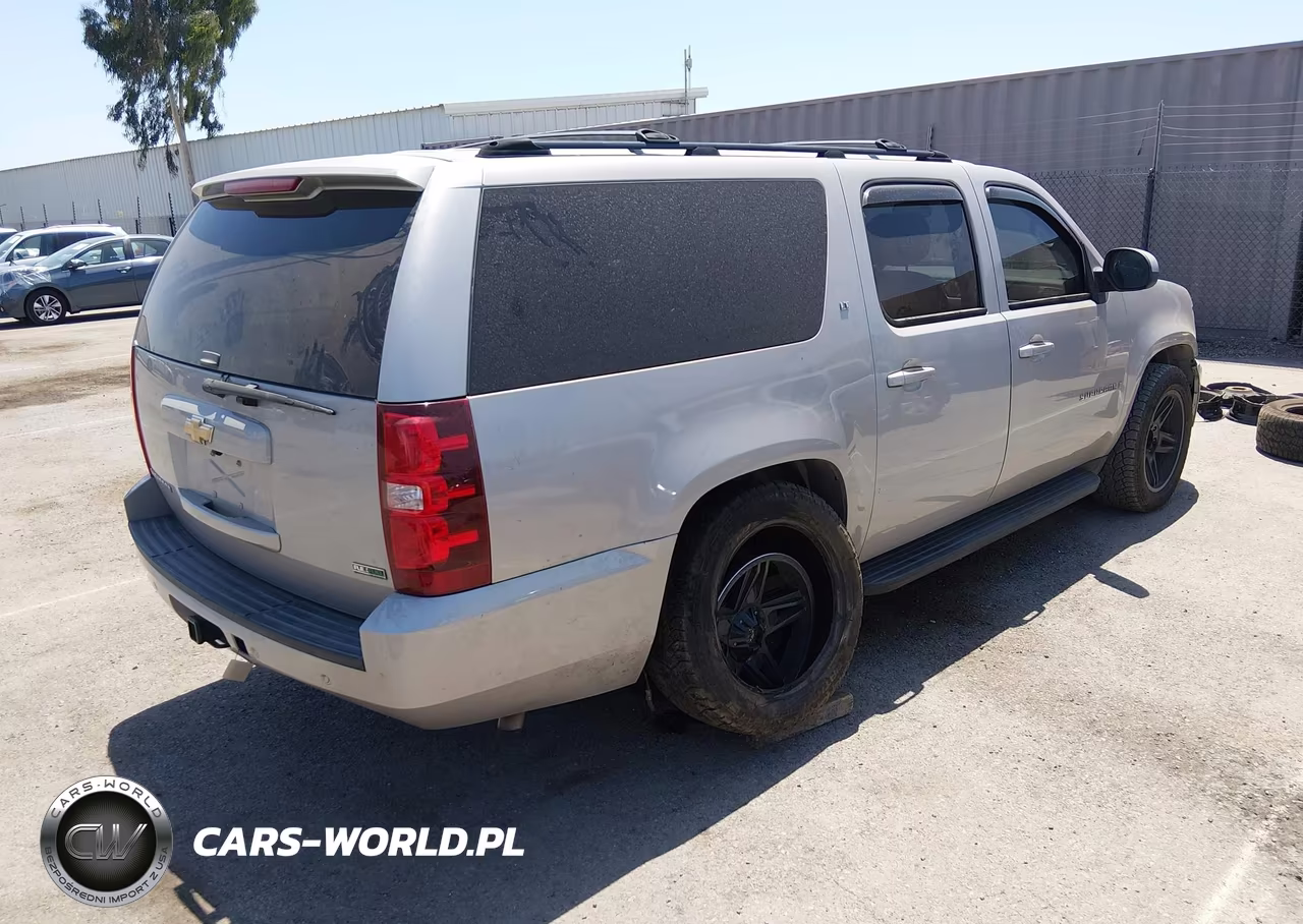 2007 Chevrolet Suburban Lt VIN:1GNFC16037J215687 - 4