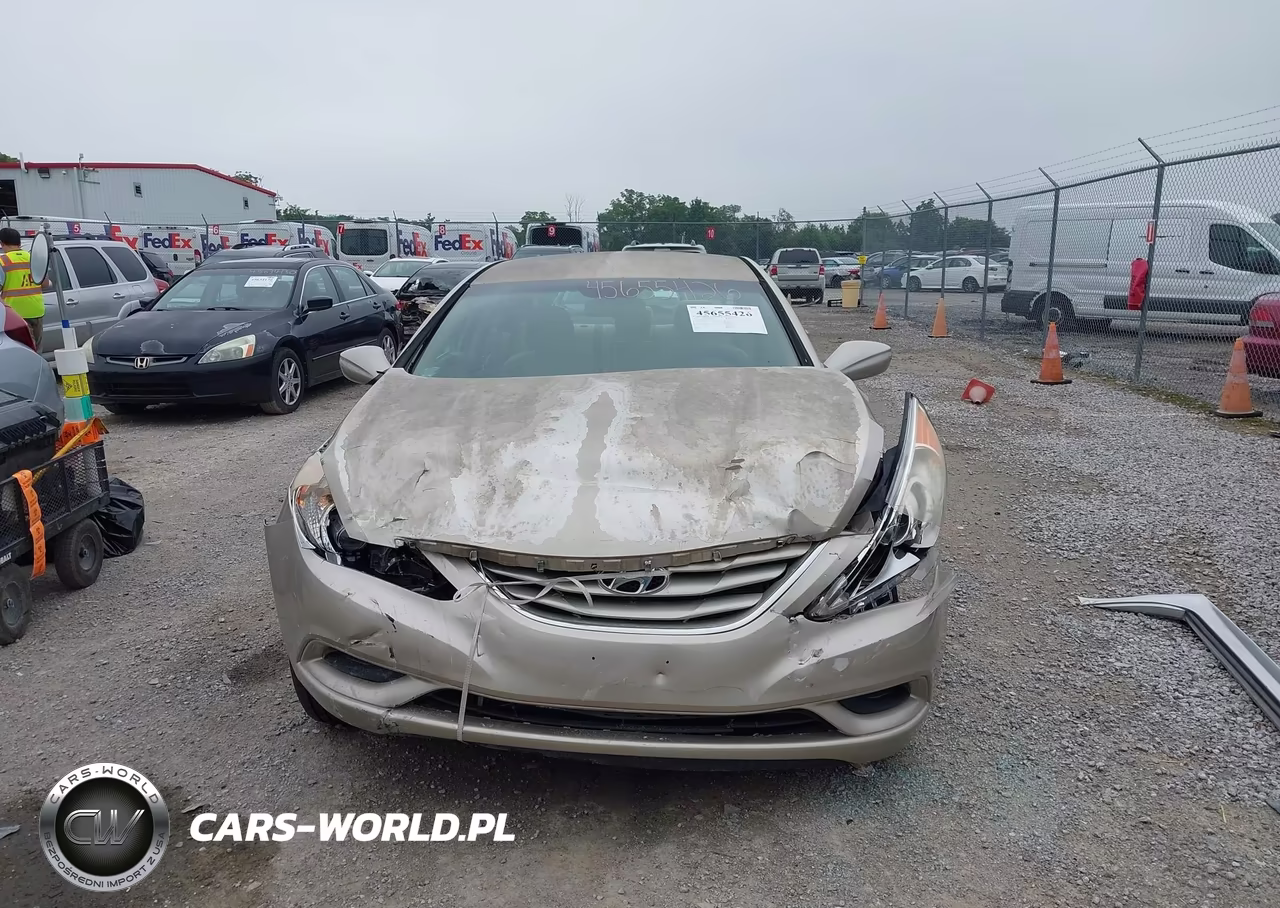 2011 Hyundai Sonata Gls VIN:5NPEB4AC6BH071306 - 12