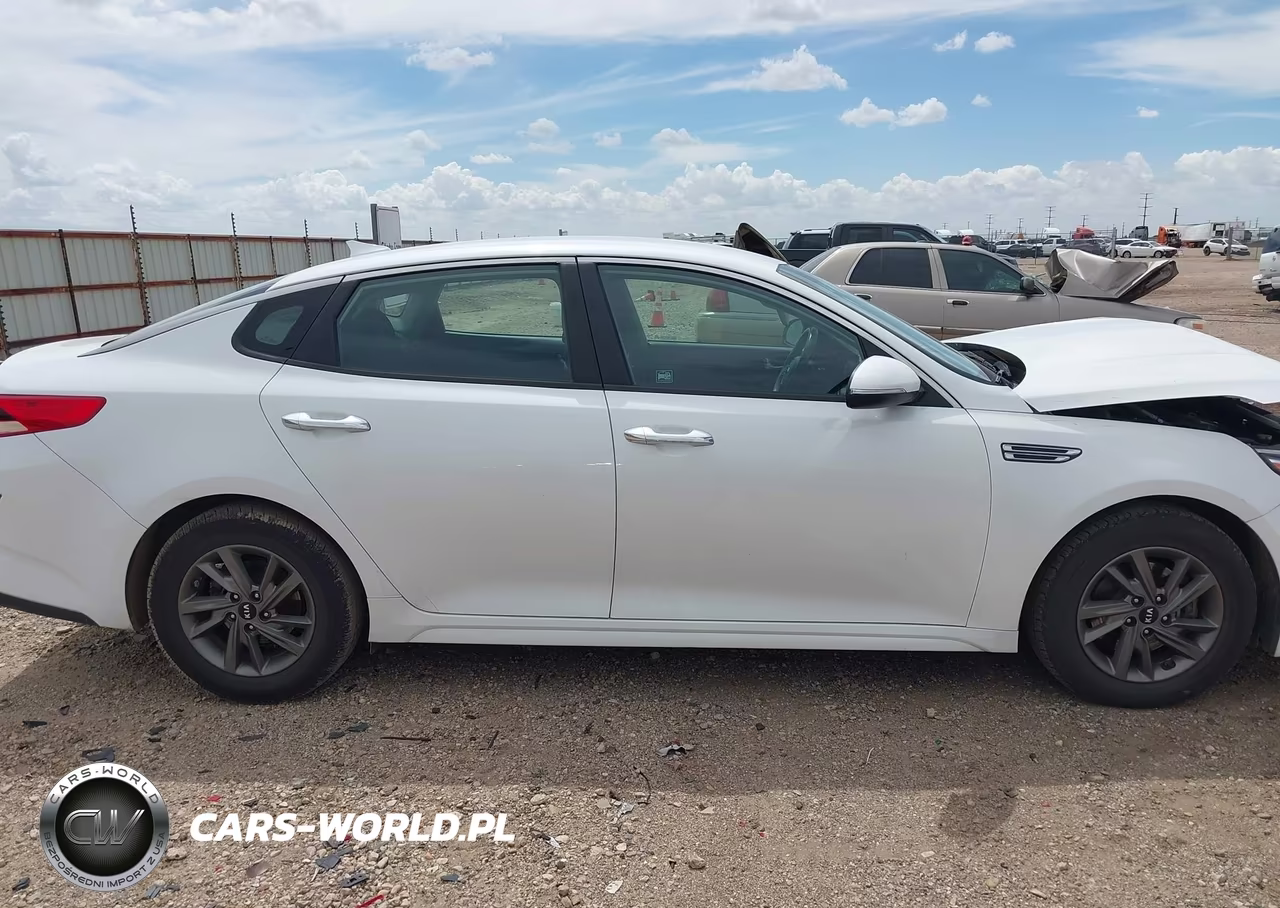 2020 Kia Optima Lx VIN:5XXGT4L39LG424590 - 13