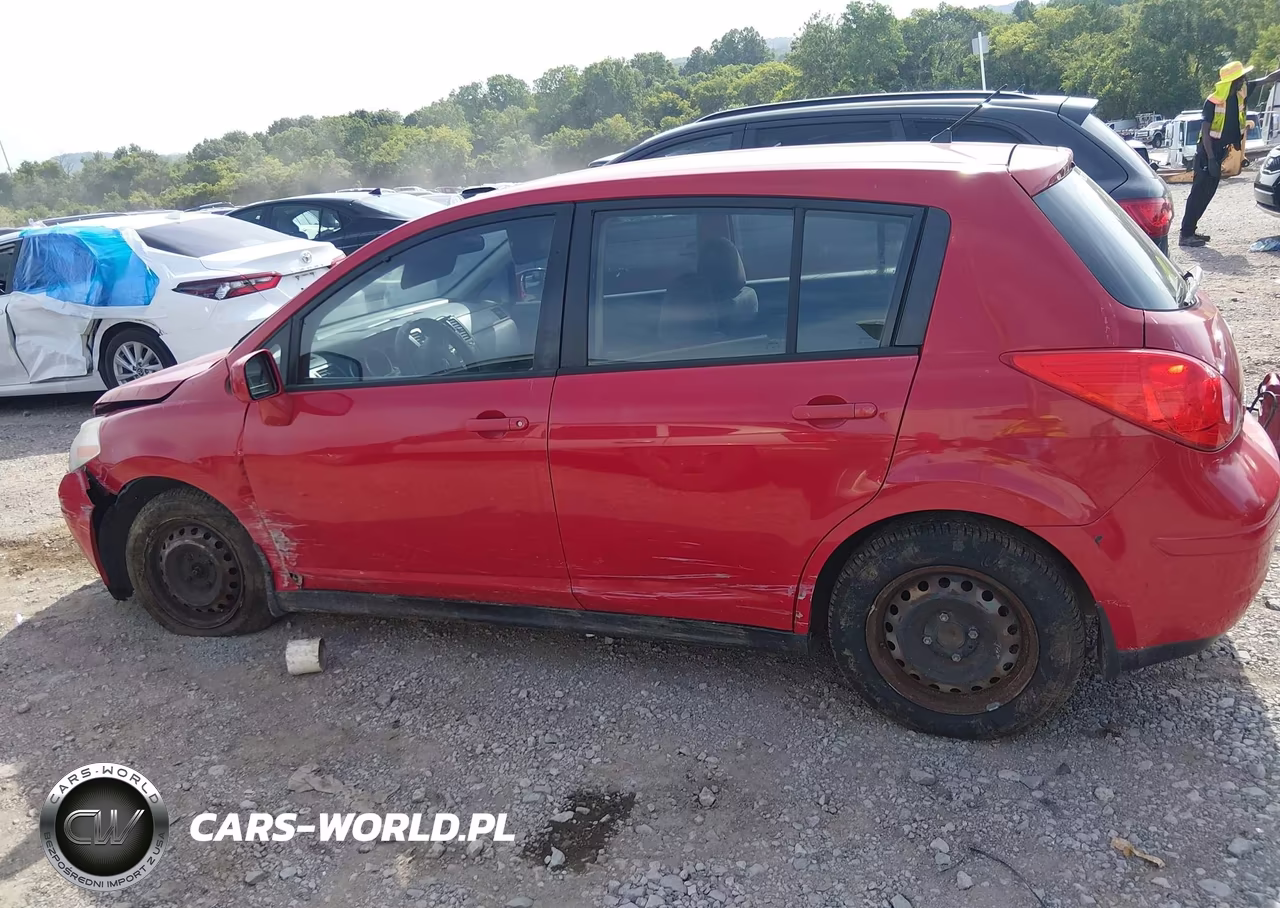 2011 Nissan Versa 1.8S VIN:3N1BC1CP3BL373251 - 13