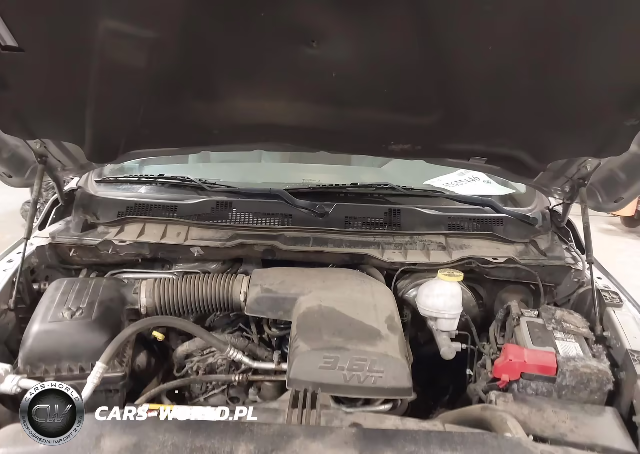 2019 Ram 1500 Classic Tradesman 4X4 8' Box VIN:3C6JR7DG2KG569691 - 10