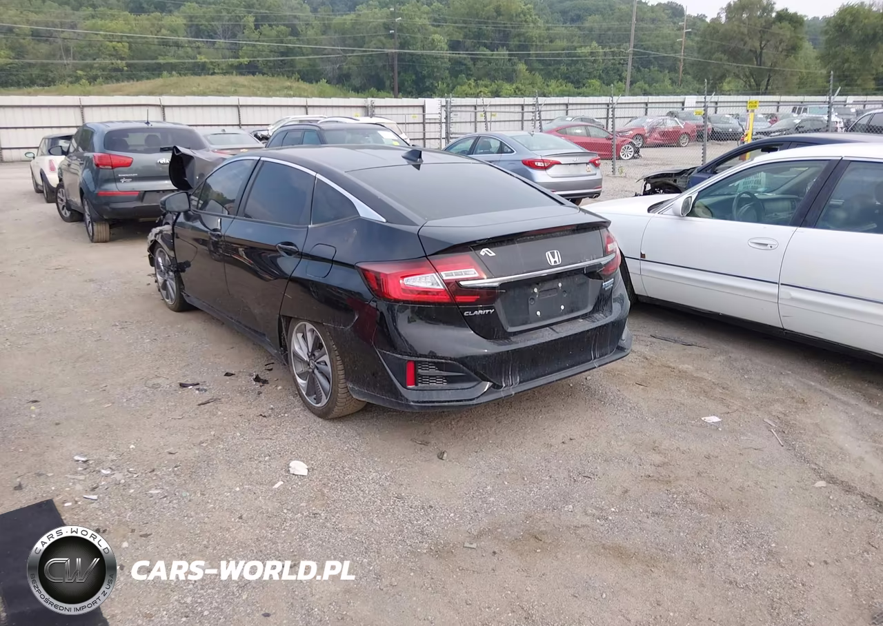 2018 Honda Clarity Plug-In Hybrid Touring VIN:JHMZC5F31JC011794 - 3