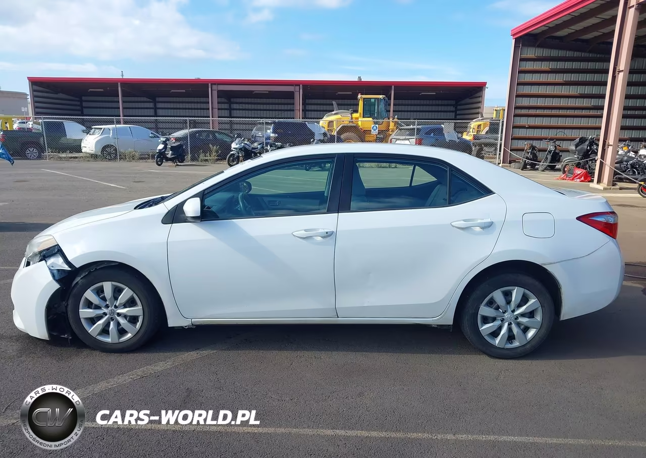 2016 Toyota Corolla Le VIN:5YFBURHE9GP403069 - 15