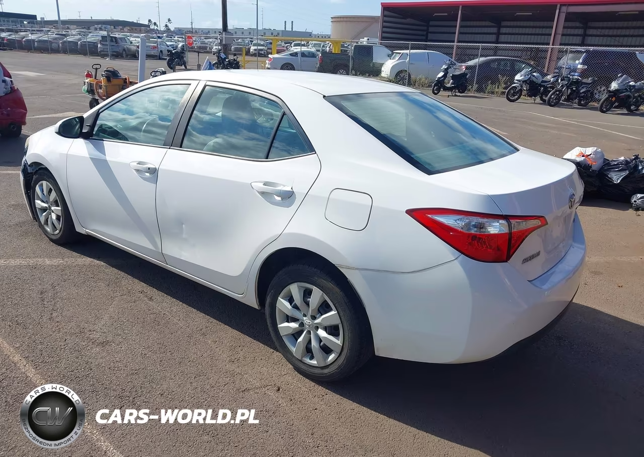 2016 Toyota Corolla Le VIN:5YFBURHE9GP403069 - 3
