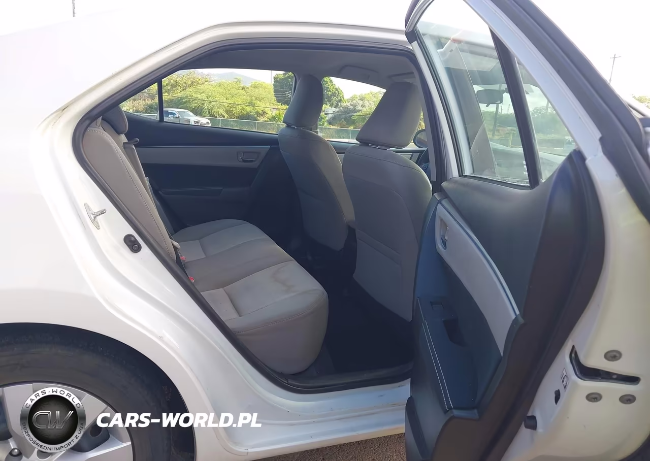 2016 Toyota Corolla Le VIN:5YFBURHE9GP403069 - 8