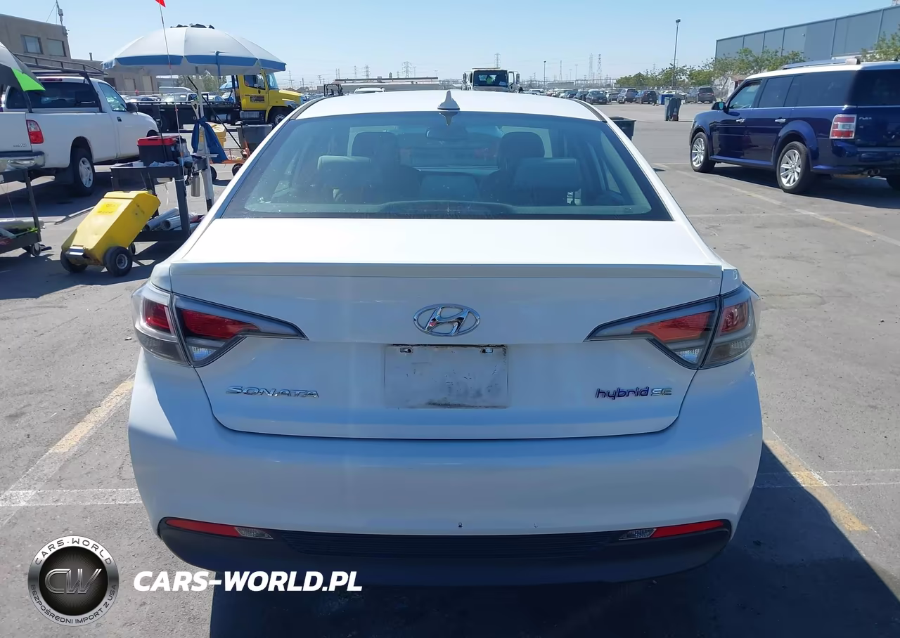 2017 Hyundai Sonata Hybrid Se VIN:KMHE24L38HA063247 - 16
