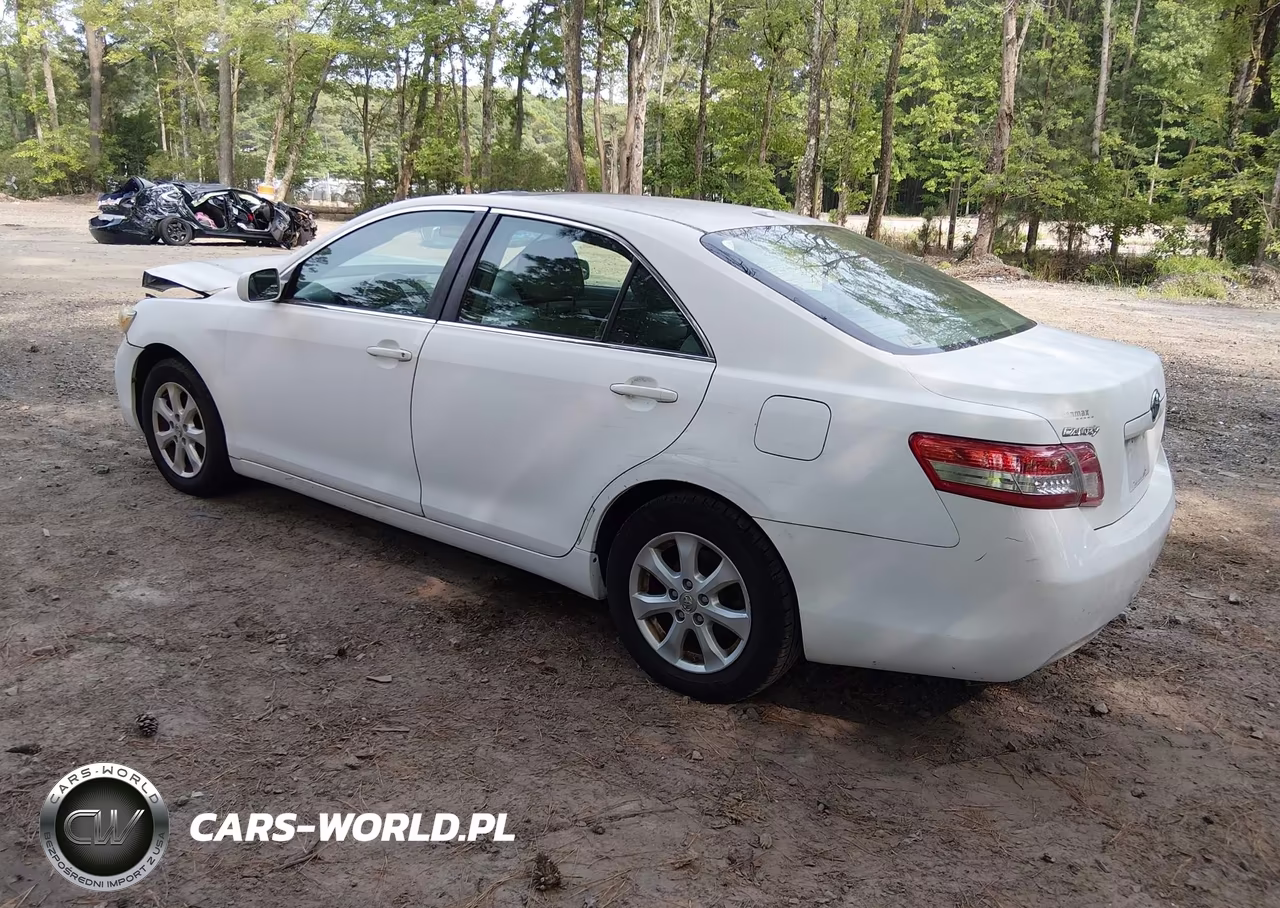 2011 Toyota Camry Le VIN:4T1BF3EK7BU609984 - 3