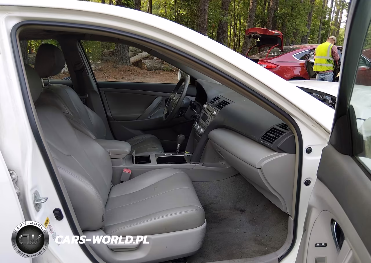 2011 Toyota Camry Le VIN:4T1BF3EK7BU609984 - 5