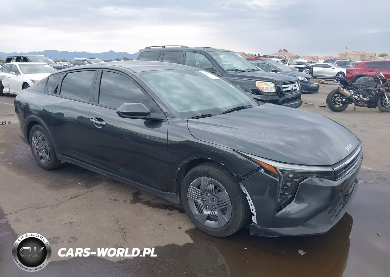 2025 Kia K4 Lx VIN:3KPFT4DE7SE178819 - 1
