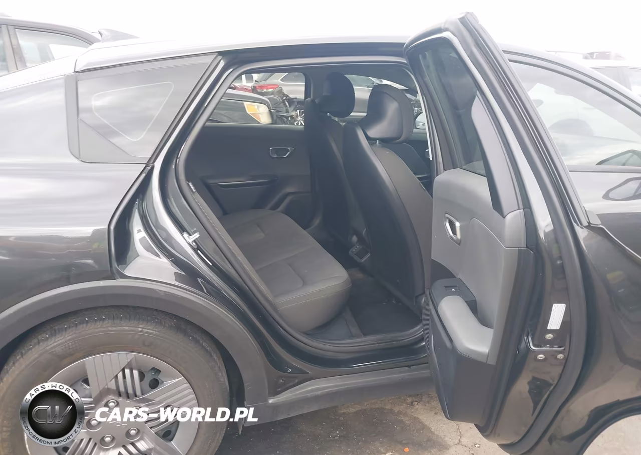 2025 Kia K4 Lx VIN:3KPFT4DE7SE178819 - 8