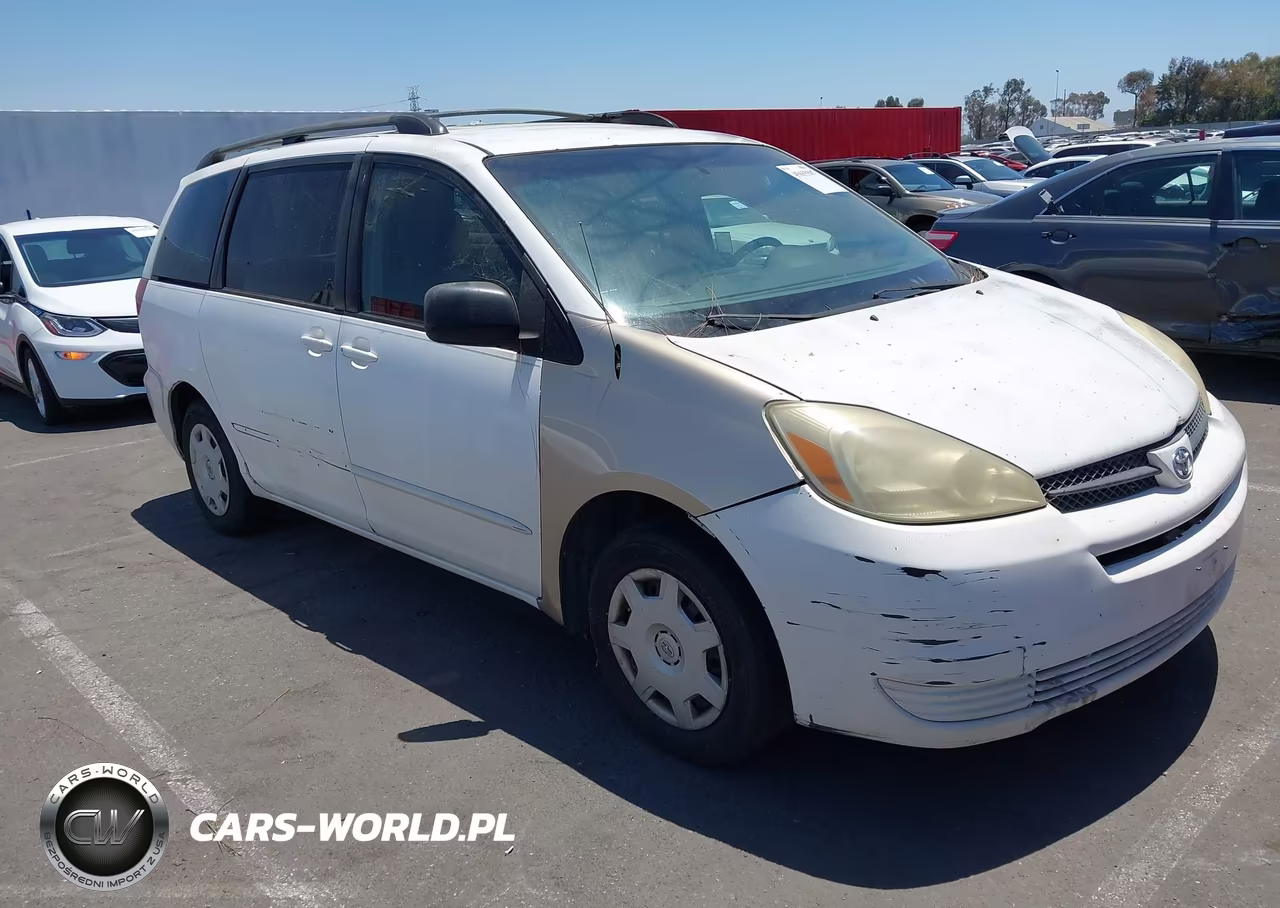 2004 Toyota Sienna Le – zdjęcie 1 z 11