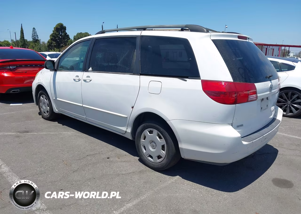 2004 Toyota Sienna Le VIN:5TDZA23CX4S145331 - 3