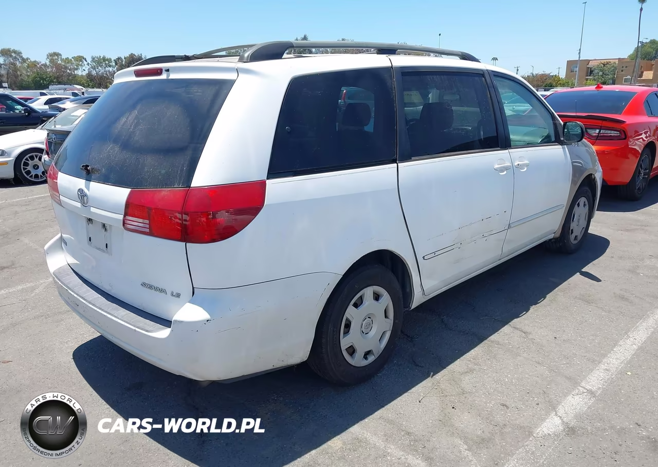2004 Toyota Sienna Le VIN:5TDZA23CX4S145331 - 4