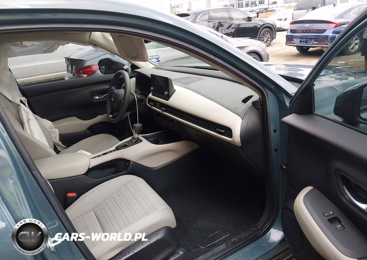 2025 Honda Hr-V Awd Lx VIN:3CZRZ2H37SM774280 - 5