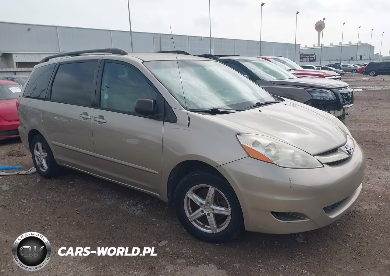 2008 Toyota Sienna Le – zdjęcie 1 z 12