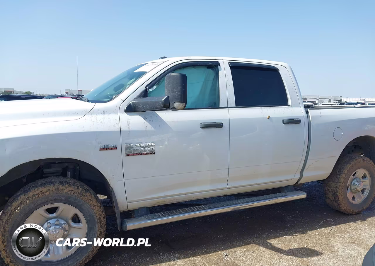 2017 Ram 2500 Tradesman 4X4 6'4 Box VIN:3C6UR5CJ3HG579055 - 14