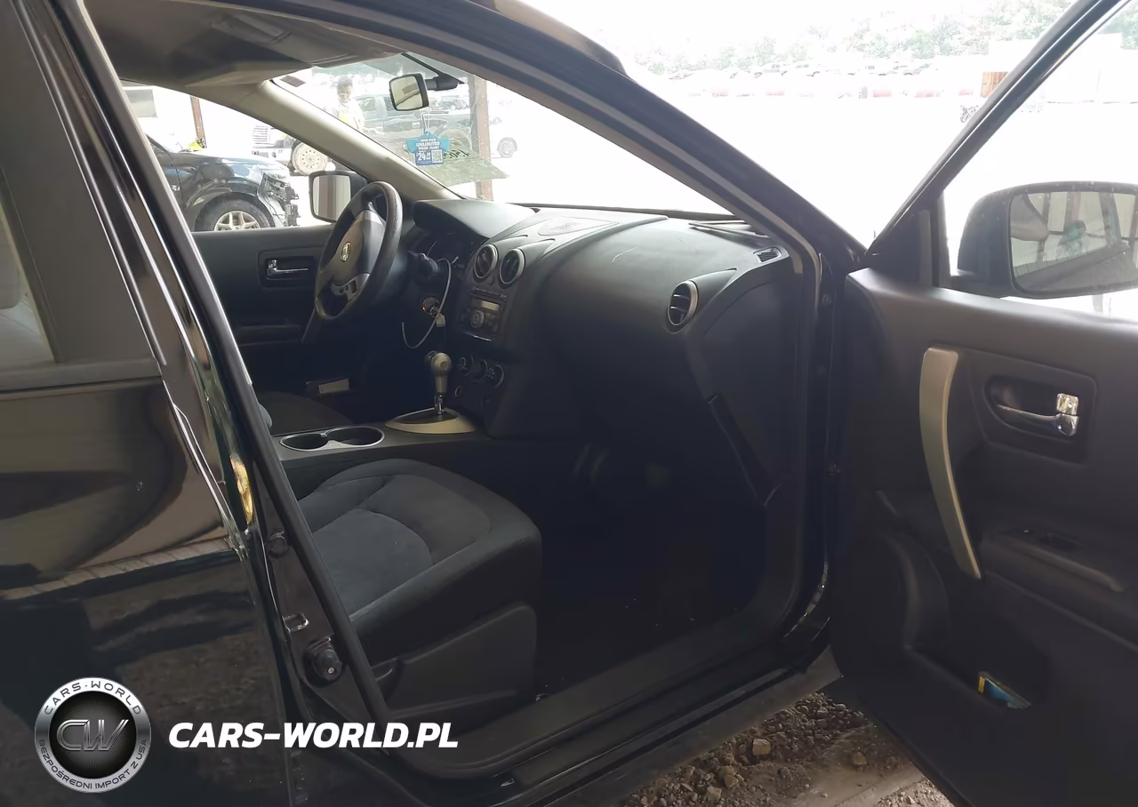 2011 Nissan Rogue S VIN:JN8AS5MT4BW574024 - 5