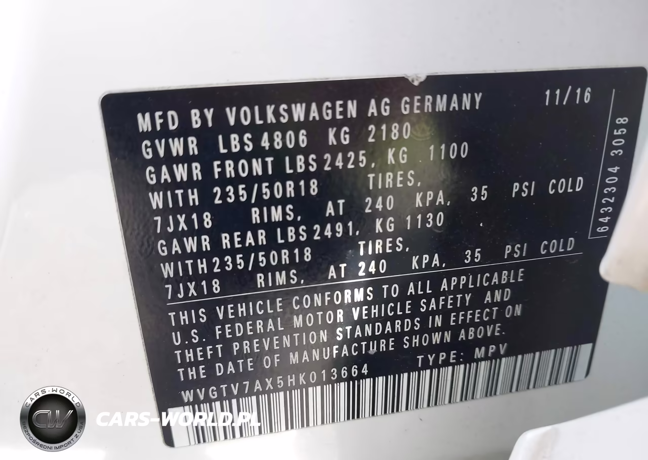 2017 Volkswagen Tiguan 2.0T Sport VIN:WVGTV7AX5HK013664 - 9