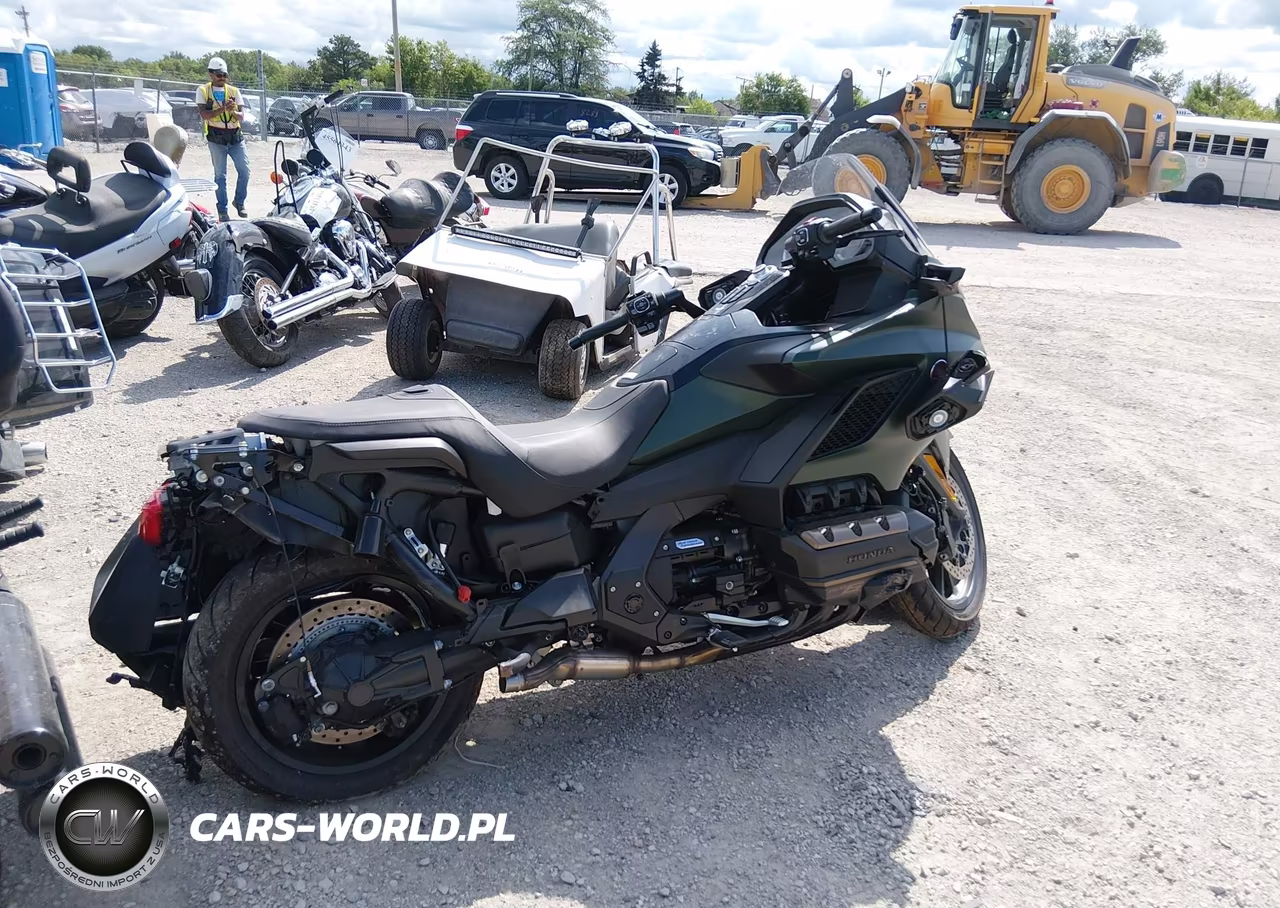 2024 Honda Gl1800 B VIN:JH2SC7948RK600577 - 4