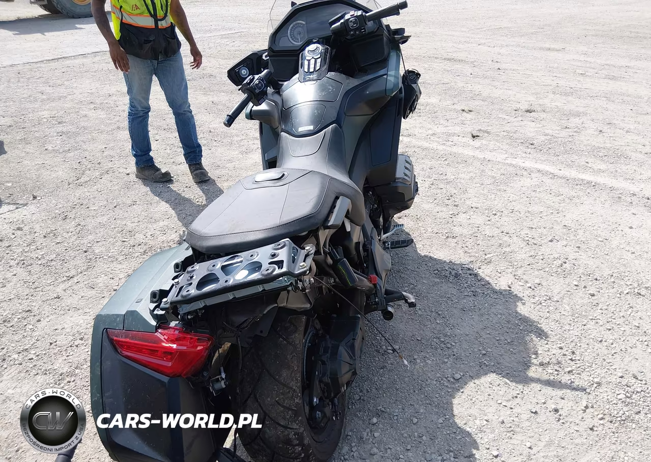 2024 Honda Gl1800 B VIN:JH2SC7948RK600577 - 6