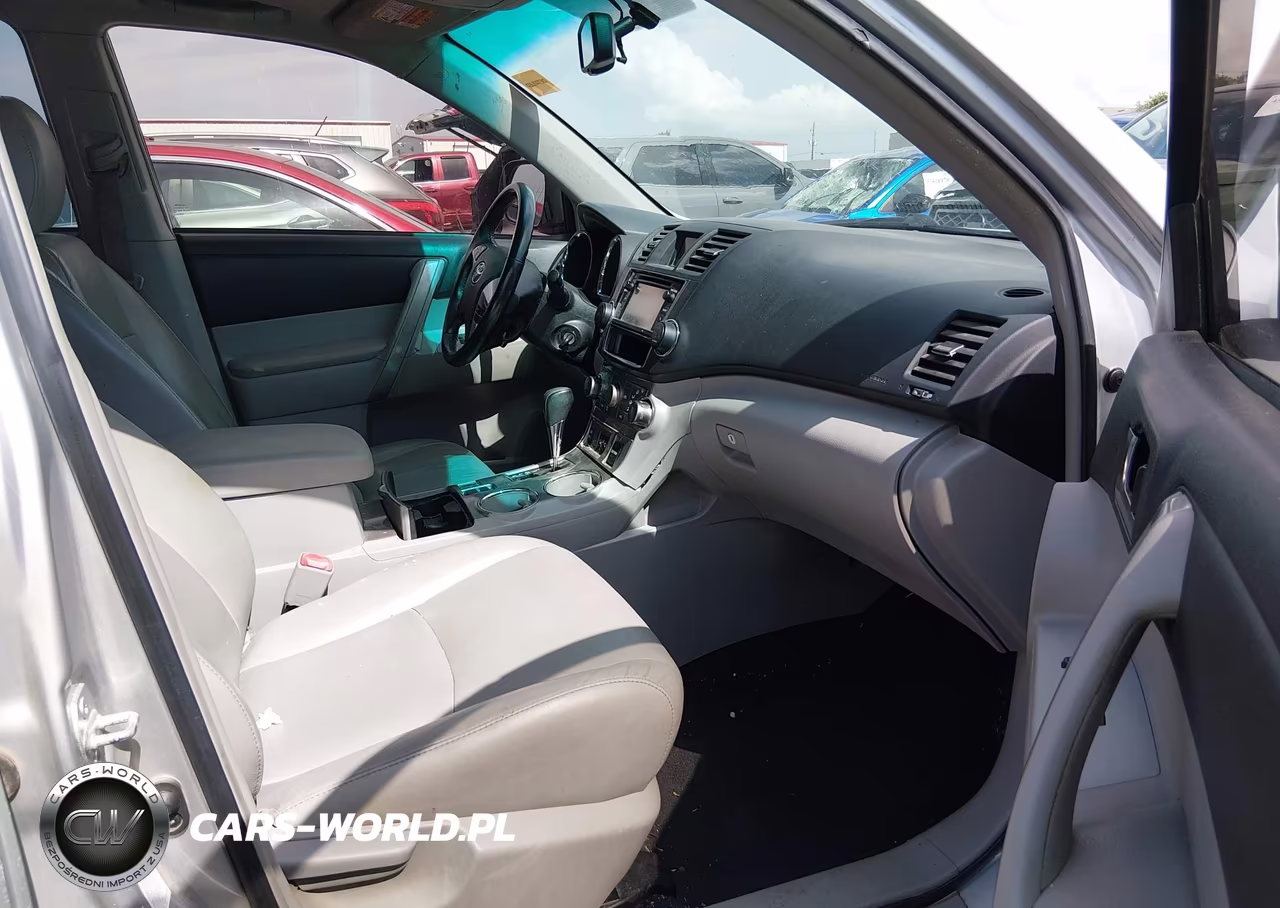 2013 Toyota Highlander Se V6 VIN:5TDZK3EH7DS122438 - 5