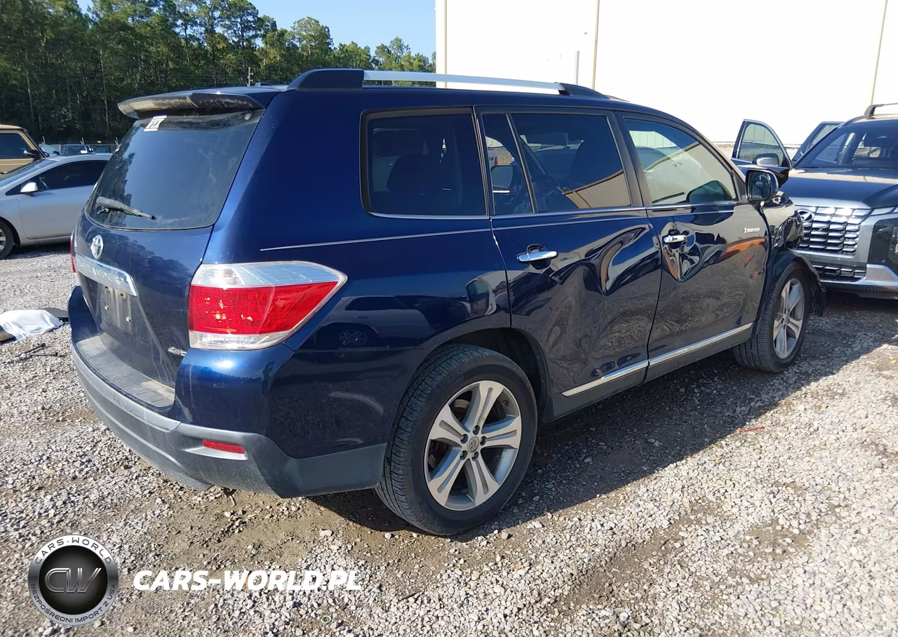 2011 Toyota Highlander Limited V6 VIN:5TDDK3EH3BS077120 - 4