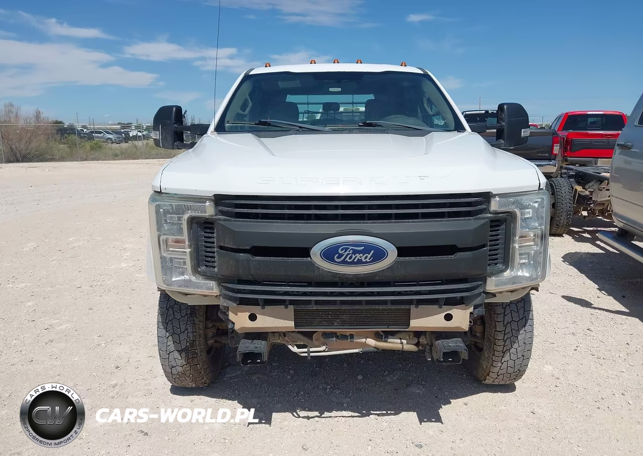 2018 Ford F-350 Chassis Xl VIN:1FD8W3HT6JEC66771 - 6