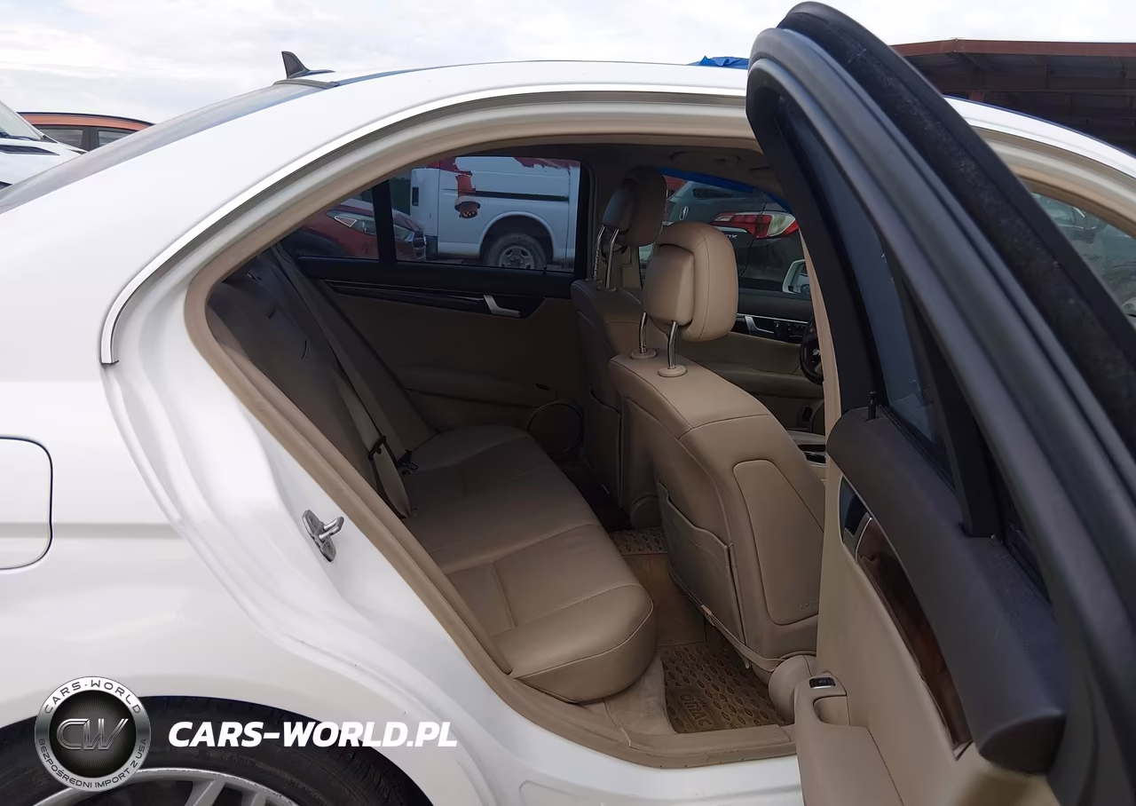 2014 Mercedes-Benz C 250 Luxury-Sport VIN:WDDGF4HB3EA966022 - 8