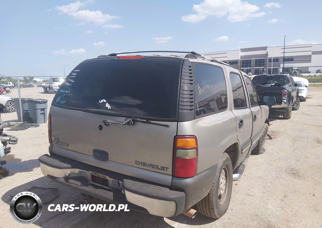 2000 Chevrolet Tahoe All New Ls VIN:1GNEC13T1YJ121836 - 4