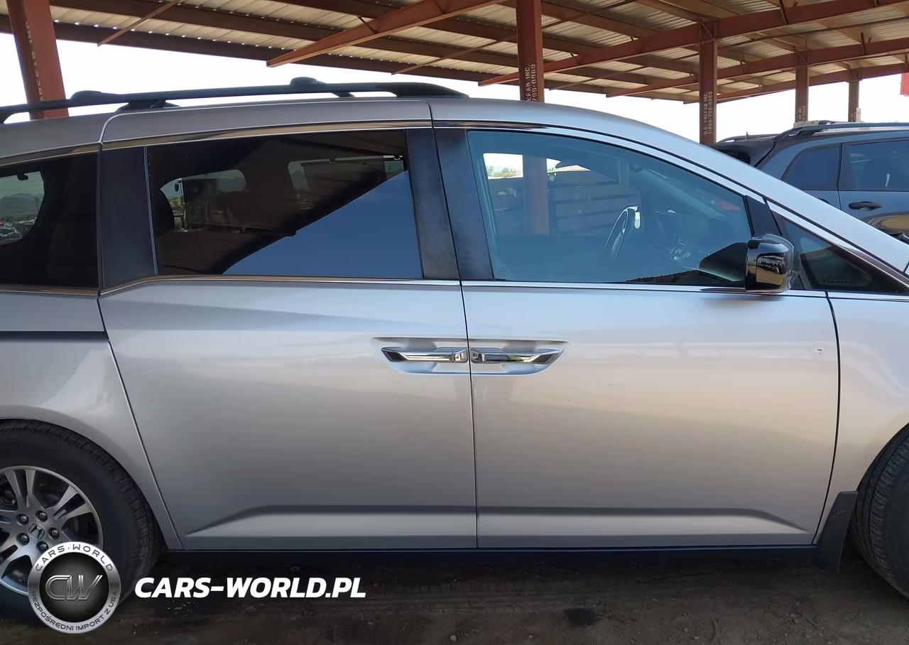 2013 Honda Odyssey Ex-L VIN:5FNRL5H61DB086320 - 13