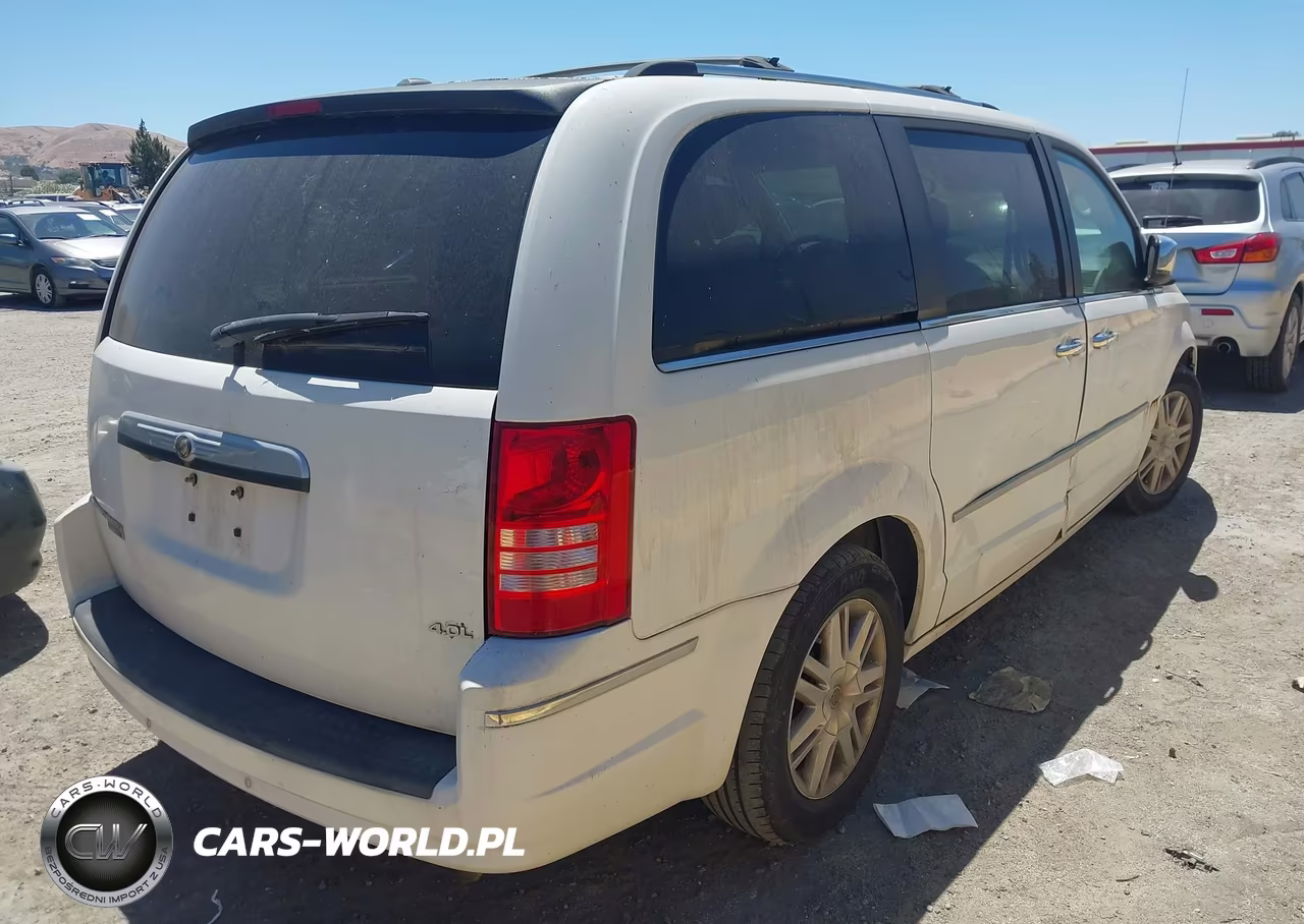 2008 Chrysler Town & Country Limited VIN:2A8HR64XX8R822933 - 4