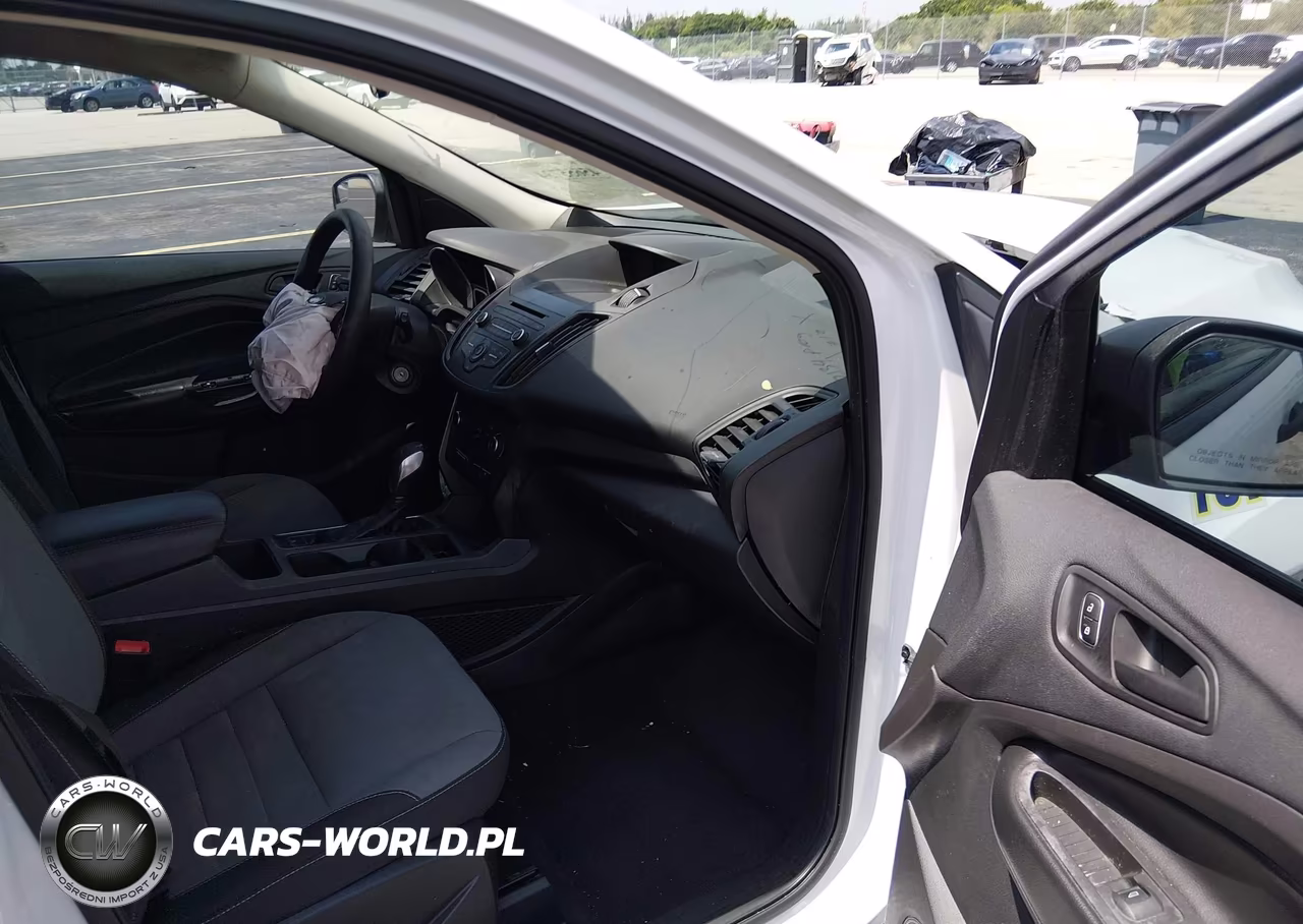 2018 Ford Escape S VIN:1FMCU0F70JUC12246 - 5