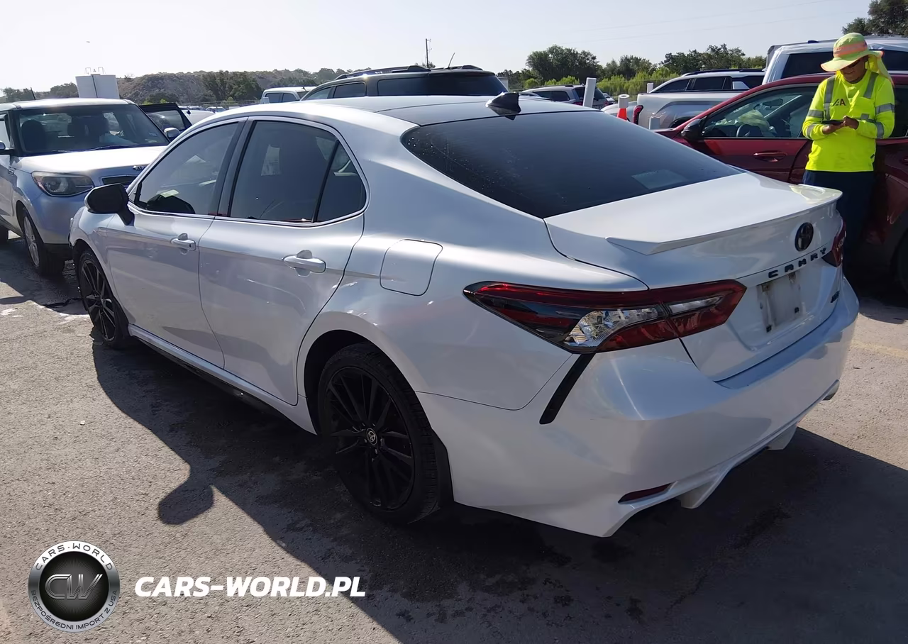 2021 Toyota Camry Xse VIN:4T1K61AK9MU594840 - 3